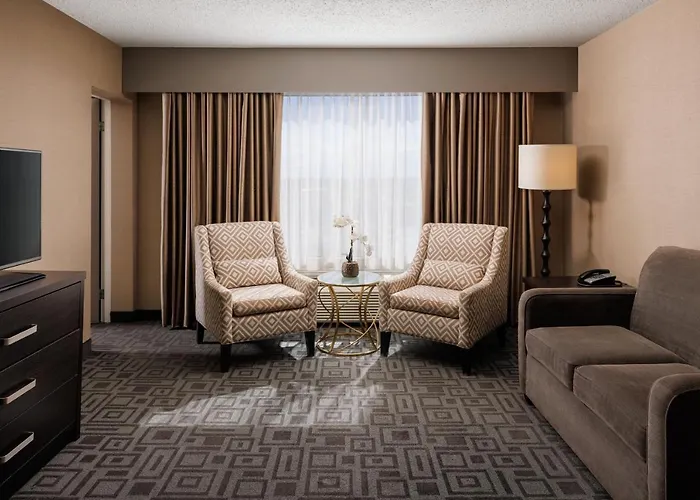 Pomeroy Hotel & Conference Centre