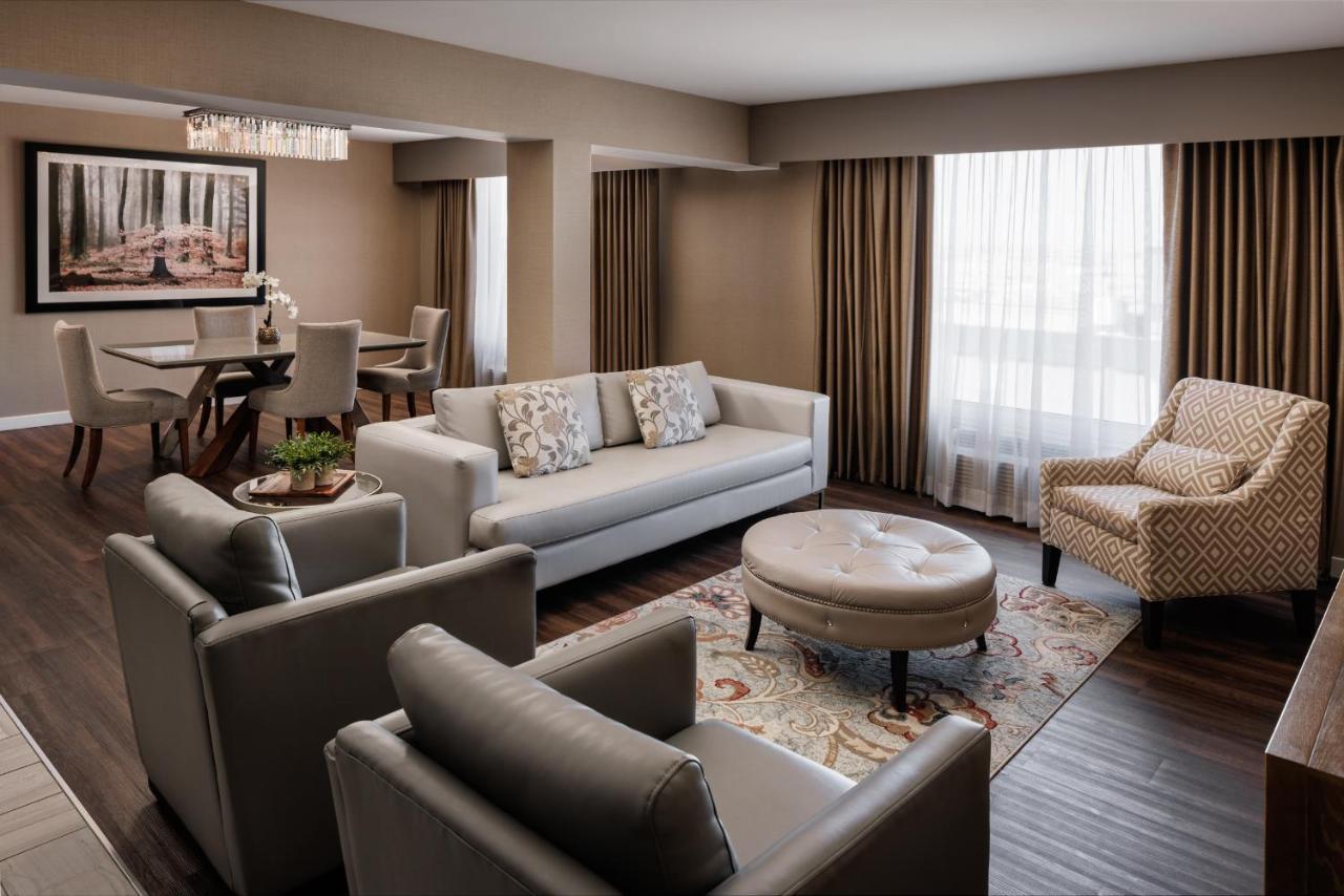 Pomeroy & Conference Centre Hotel 4*