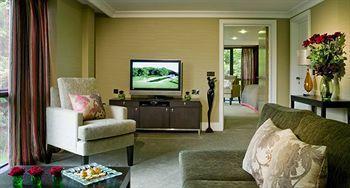 Pomeroy & Conference Centre Hotel 4*